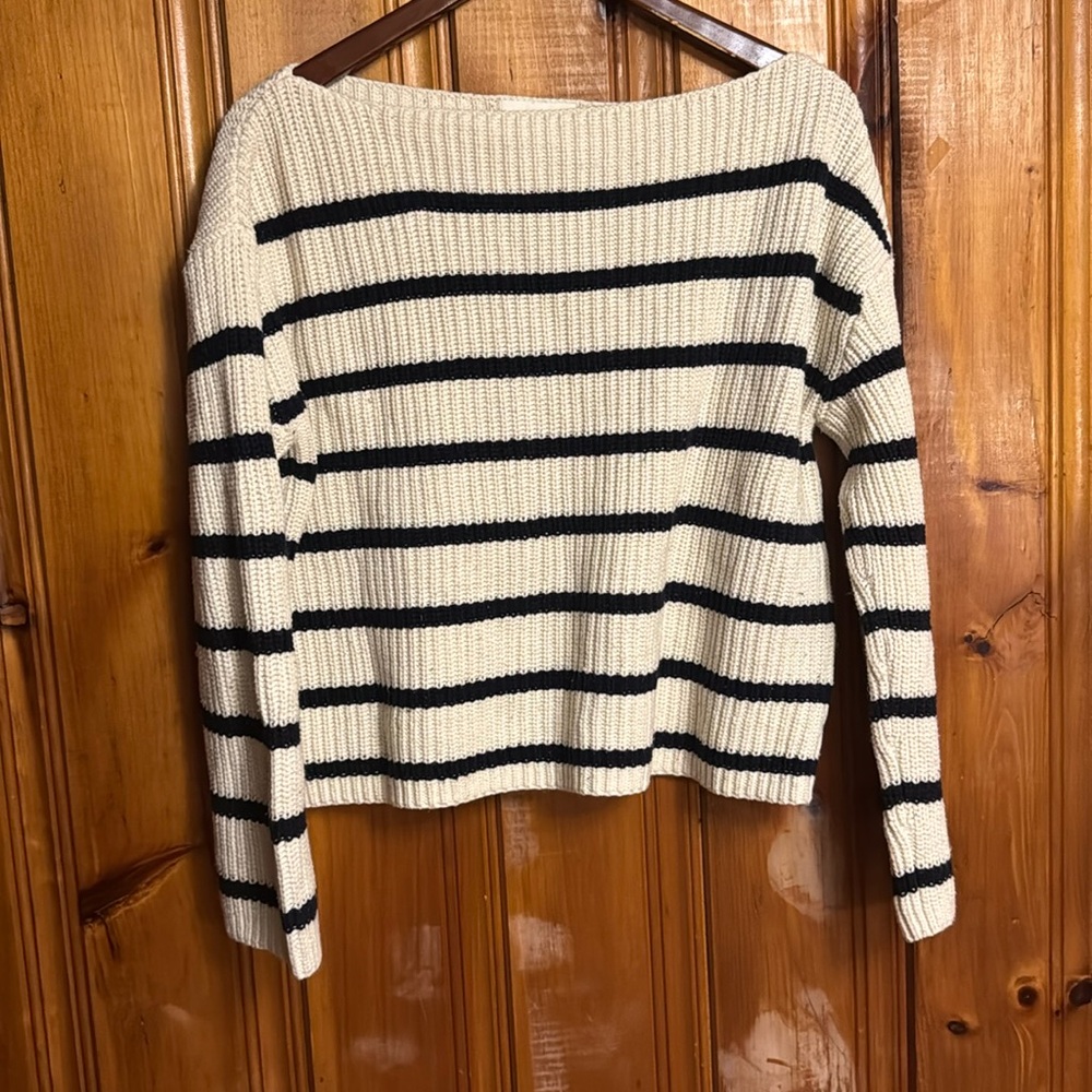 Boat neck sweater. White with navy blue stripes